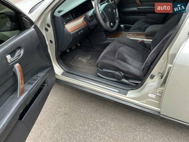 Бежевый Ниссан Теана, объемом двигателя 2.35 л и пробегом 155 тыс. км за 5700 $, фото 16 на Automoto.ua