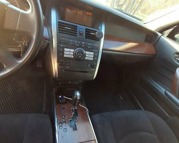 Бежевый Ниссан Теана, объемом двигателя 2 л и пробегом 295 тыс. км за 4500 $, фото 2 на Automoto.ua