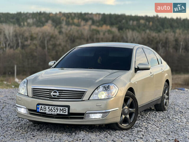Бежевый Ниссан Теана, объемом двигателя 3.5 л и пробегом 359 тыс. км за 5800 $, фото 1 на Automoto.ua
