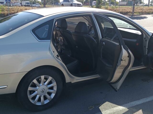 Бежевый Ниссан Теана, объемом двигателя 2.3 л и пробегом 300 тыс. км за 4300 $, фото 11 на Automoto.ua