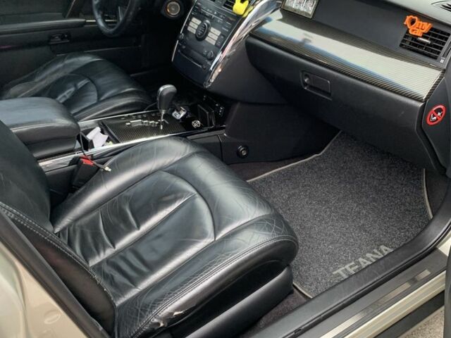 Бежевый Ниссан Теана, объемом двигателя 2.3 л и пробегом 355 тыс. км за 6200 $, фото 14 на Automoto.ua