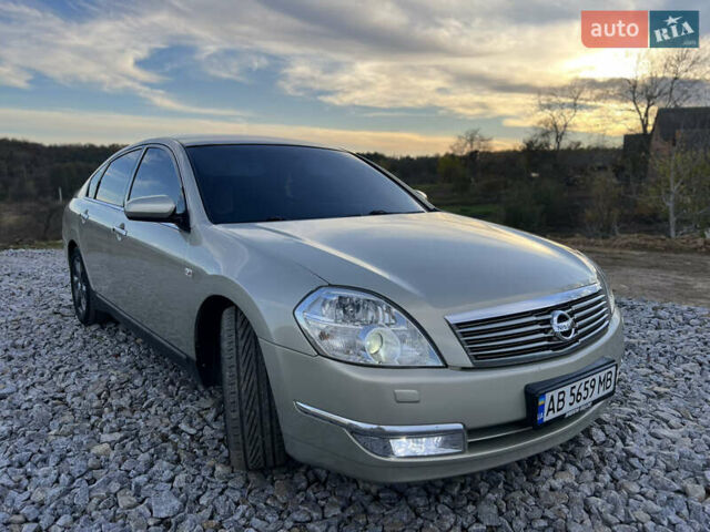 Бежевый Ниссан Теана, объемом двигателя 3.5 л и пробегом 359 тыс. км за 5800 $, фото 5 на Automoto.ua