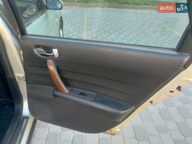 Ниссан Теана 2007 в Хмельницком на Automoto.ua Бежевый Ниссан Теана, объемом двигателя 2 л и пробегом 220 тыс. км за 3500 $, фото 18 на Automoto.ua