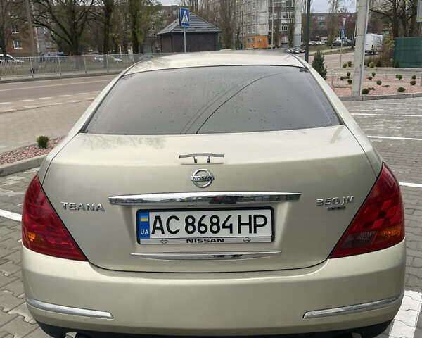 Бежевий Ніссан Теана, об'ємом двигуна 3.5 л та пробігом 208 тис. км за 6500 $, фото 3 на Automoto.ua