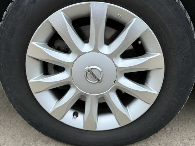 Черный Ниссан Теана, объемом двигателя 2.3 л и пробегом 334 тыс. км за 5500 $, фото 17 на Automoto.ua