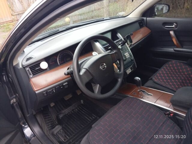 Черный Ниссан Теана, объемом двигателя 2 л и пробегом 250 тыс. км за 4100 $, фото 9 на Automoto.ua