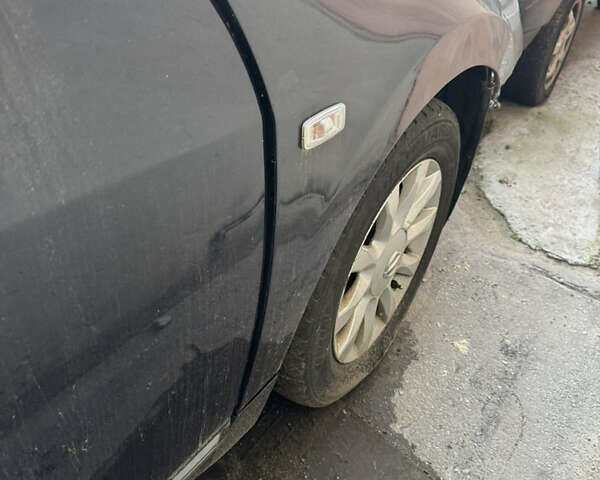 Черный Ниссан Теана, объемом двигателя 2.3 л и пробегом 260 тыс. км за 2500 $, фото 11 на Automoto.ua