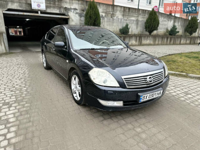 Черный Ниссан Теана, объемом двигателя 3.5 л и пробегом 315 тыс. км за 4500 $, фото 2 на Automoto.ua