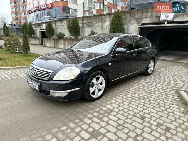 Черный Ниссан Теана, объемом двигателя 3.5 л и пробегом 315 тыс. км за 4500 $, фото 41 на Automoto.ua