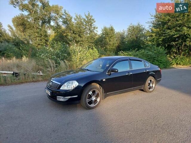 Черный Ниссан Теана, объемом двигателя 2.35 л и пробегом 159 тыс. км за 7500 $, фото 14 на Automoto.ua
