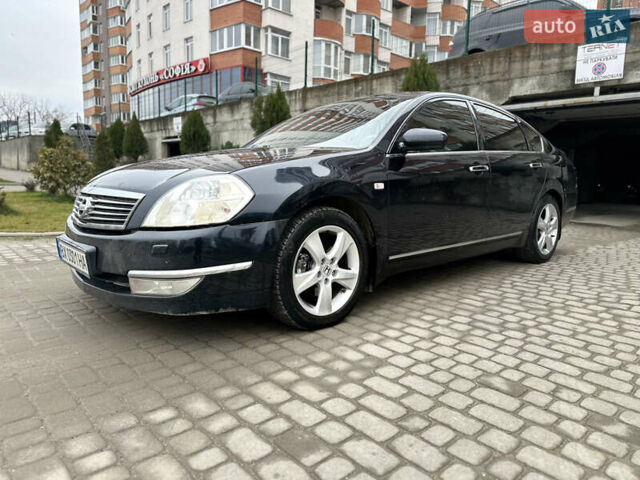 Черный Ниссан Теана, объемом двигателя 3.5 л и пробегом 315 тыс. км за 4500 $, фото 38 на Automoto.ua