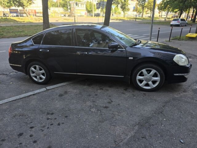 Черный Ниссан Теана, объемом двигателя 3.5 л и пробегом 301 тыс. км за 6900 $, фото 3 на Automoto.ua