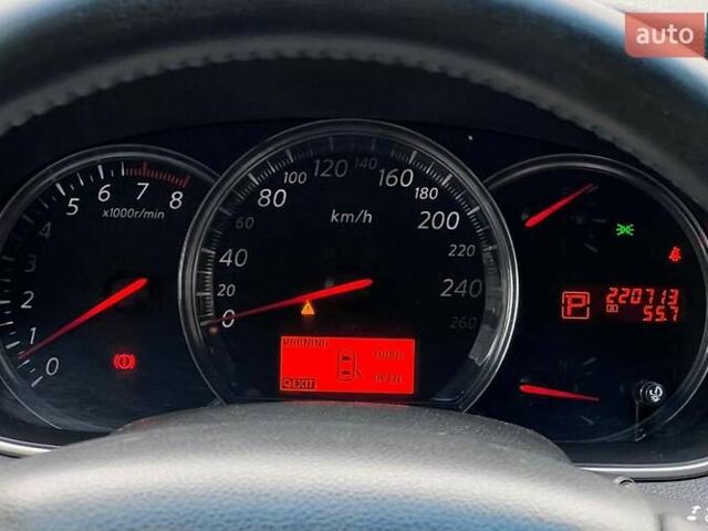 Чорний Ніссан Теана, об'ємом двигуна 2.5 л та пробігом 220 тис. км за 7900 $, фото 10 на Automoto.ua