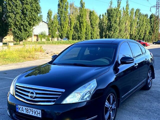 Черный Ниссан Теана, объемом двигателя 3.5 л и пробегом 350 тыс. км за 5900 $, фото 1 на Automoto.ua