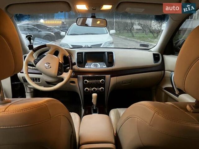 Черный Ниссан Теана, объемом двигателя 3.5 л и пробегом 149 тыс. км за 9000 $, фото 8 на Automoto.ua