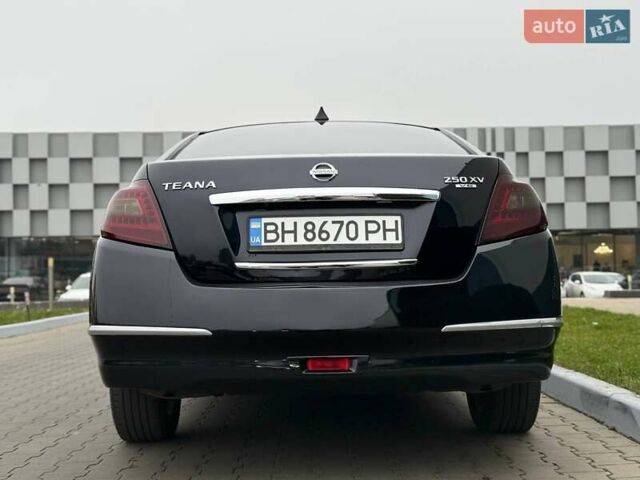Черный Ниссан Теана, объемом двигателя 2.5 л и пробегом 197 тыс. км за 6999 $, фото 9 на Automoto.ua