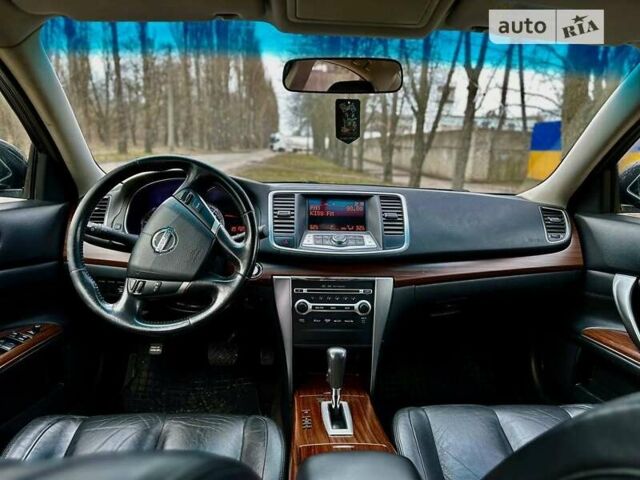 Чорний Ніссан Теана, об'ємом двигуна 2.5 л та пробігом 265 тис. км за 8000 $, фото 8 на Automoto.ua