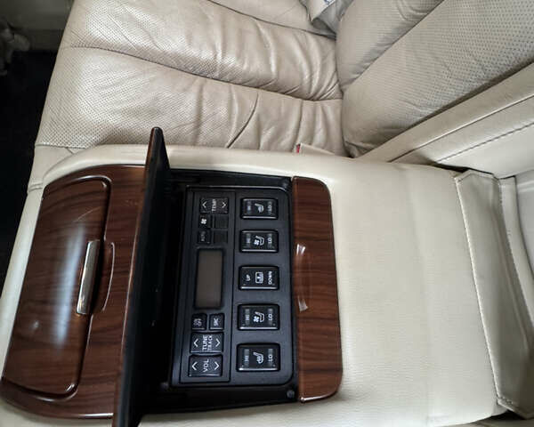 Черный Ниссан Теана, объемом двигателя 2.5 л и пробегом 246 тыс. км за 6100 $, фото 9 на Automoto.ua