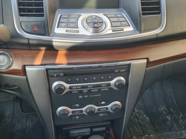 Черный Ниссан Теана, объемом двигателя 3.5 л и пробегом 250 тыс. км за 7700 $, фото 2 на Automoto.ua