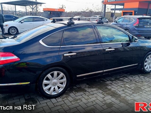 Черный Ниссан Теана, объемом двигателя 3.5 л и пробегом 183 тыс. км за 8500 $, фото 3 на Automoto.ua
