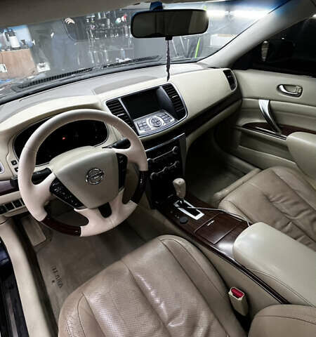 Черный Ниссан Теана, объемом двигателя 3.5 л и пробегом 215 тыс. км за 7700 $, фото 26 на Automoto.ua