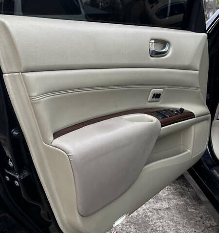 Черный Ниссан Теана, объемом двигателя 3.5 л и пробегом 215 тыс. км за 7700 $, фото 17 на Automoto.ua