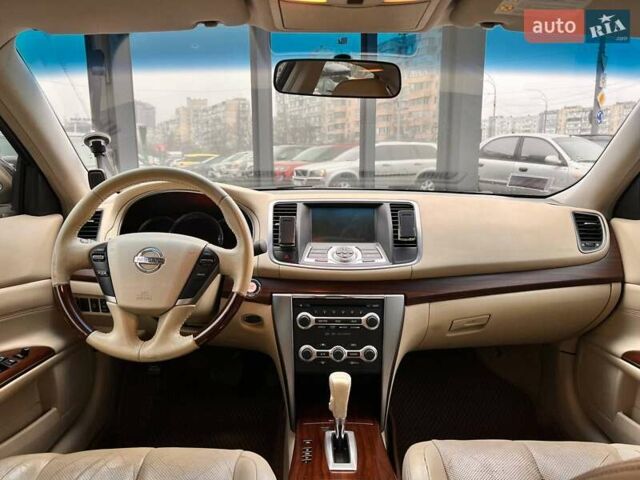 Чорний Ніссан Теана, об'ємом двигуна 3.5 л та пробігом 248 тис. км за 8490 $, фото 12 на Automoto.ua