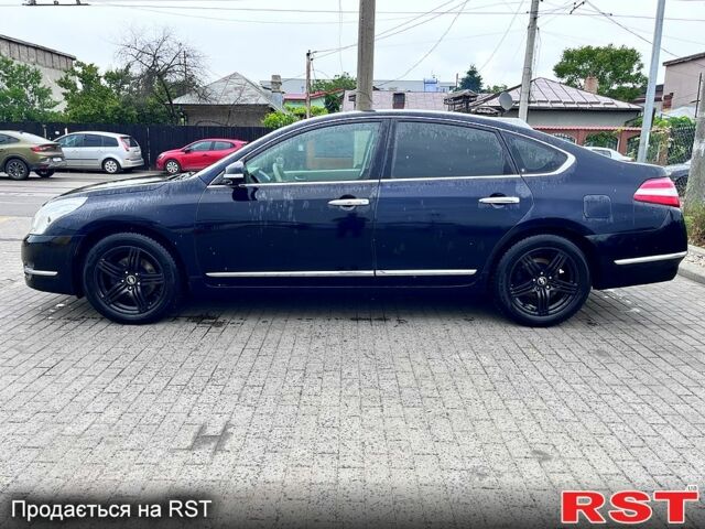 Чорний Ніссан Теана, об'ємом двигуна 2.5 л та пробігом 163 тис. км за 6000 $, фото 1 на Automoto.ua