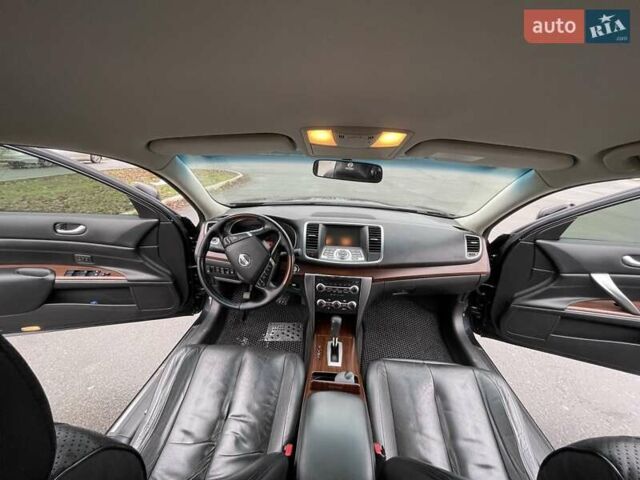 Черный Ниссан Теана, объемом двигателя 2.5 л и пробегом 241 тыс. км за 7000 $, фото 7 на Automoto.ua