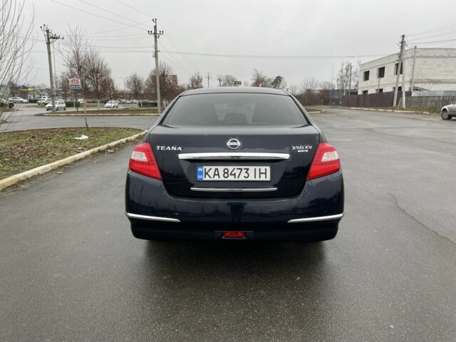 Черный Ниссан Теана, объемом двигателя 2.5 л и пробегом 241 тыс. км за 7000 $, фото 6 на Automoto.ua