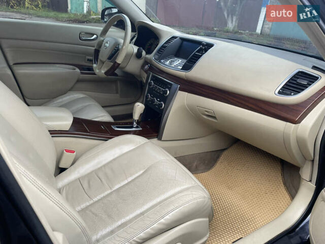 Черный Ниссан Теана, объемом двигателя 2.5 л и пробегом 285 тыс. км за 6700 $, фото 11 на Automoto.ua