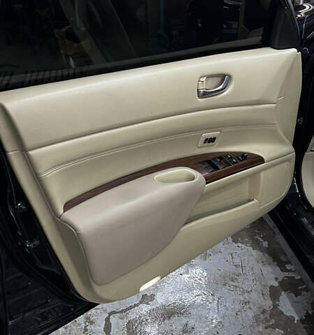 Черный Ниссан Теана, объемом двигателя 3.5 л и пробегом 215 тыс. км за 7700 $, фото 13 на Automoto.ua