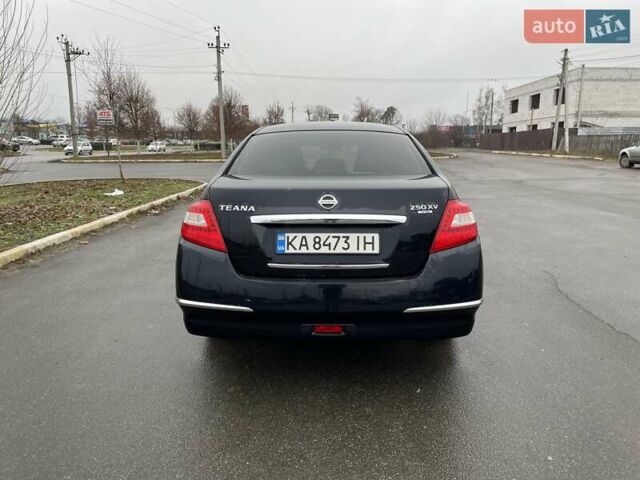 Черный Ниссан Теана, объемом двигателя 2.5 л и пробегом 241 тыс. км за 7000 $, фото 8 на Automoto.ua