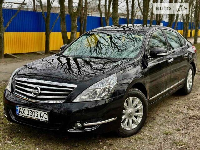 Чорний Ніссан Теана, об'ємом двигуна 2.5 л та пробігом 265 тис. км за 8000 $, фото 1 на Automoto.ua