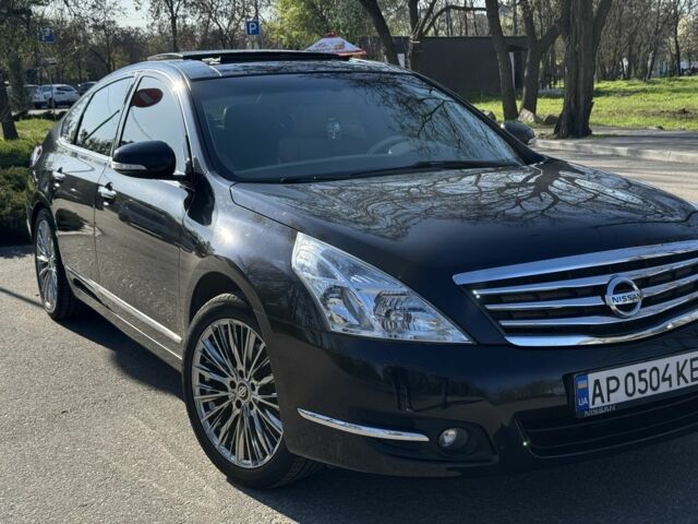 Черный Ниссан Теана, объемом двигателя 3.5 л и пробегом 143 тыс. км за 7800 $, фото 1 на Automoto.ua
