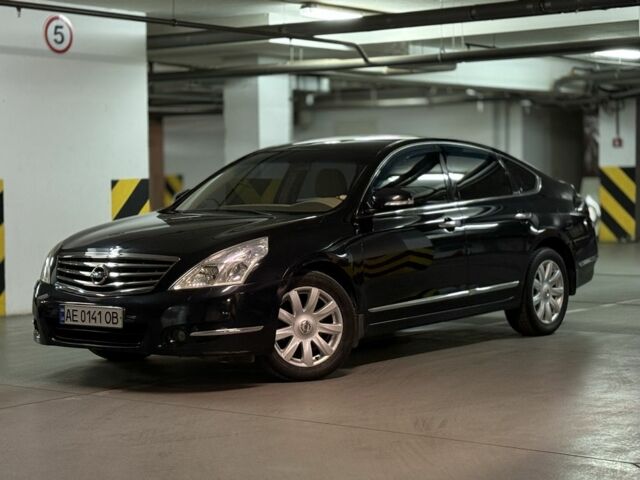 Черный Ниссан Теана, объемом двигателя 2.5 л и пробегом 170 тыс. км за 6600 $, фото 2 на Automoto.ua