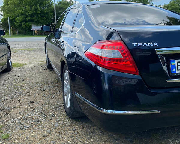 Черный Ниссан Теана, объемом двигателя 2.5 л и пробегом 280 тыс. км за 6100 $, фото 11 на Automoto.ua