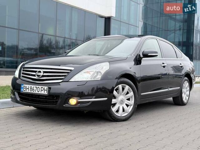 Черный Ниссан Теана, объемом двигателя 2.5 л и пробегом 197 тыс. км за 6999 $, фото 2 на Automoto.ua