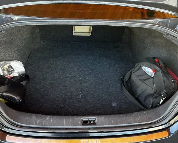 Черный Ниссан Теана, объемом двигателя 2.5 л и пробегом 71 тыс. км за 9000 $, фото 11 на Automoto.ua