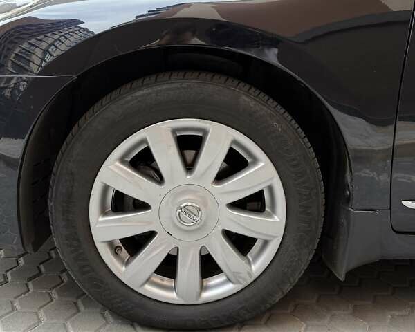 Черный Ниссан Теана, объемом двигателя 2.5 л и пробегом 210 тыс. км за 7400 $, фото 11 на Automoto.ua