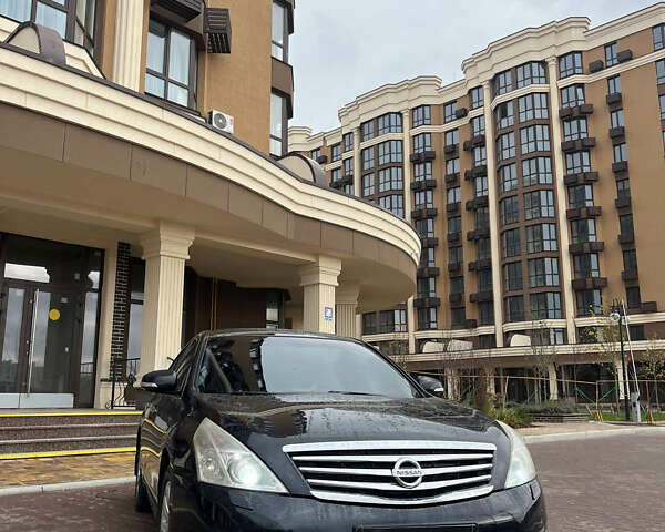 Черный Ниссан Теана, объемом двигателя 2.5 л и пробегом 265 тыс. км за 5990 $, фото 6 на Automoto.ua