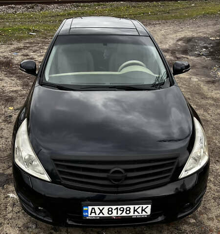 Черный Ниссан Теана, объемом двигателя 3.5 л и пробегом 215 тыс. км за 7700 $, фото 3 на Automoto.ua