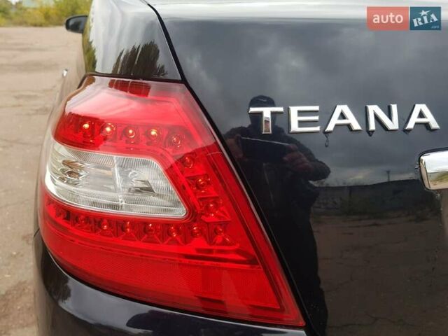 Ниссан Теана 2008 в Мене на Automoto.ua Черный Ниссан Теана, объемом двигателя 2.5 л и пробегом 303 тыс. км за 6950 $, фото 17 на Automoto.ua