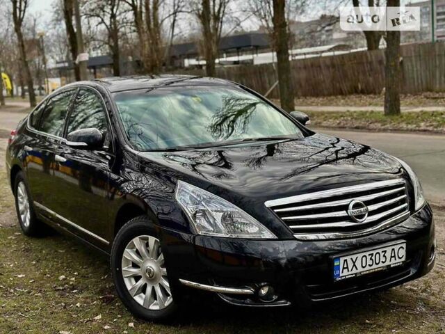 Чорний Ніссан Теана, об'ємом двигуна 2.5 л та пробігом 265 тис. км за 8000 $, фото 2 на Automoto.ua