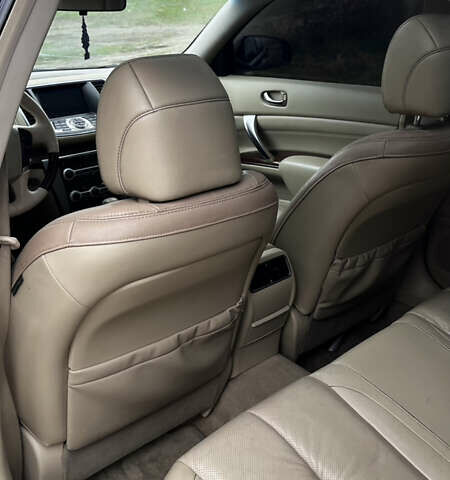 Черный Ниссан Теана, объемом двигателя 3.5 л и пробегом 215 тыс. км за 7700 $, фото 16 на Automoto.ua