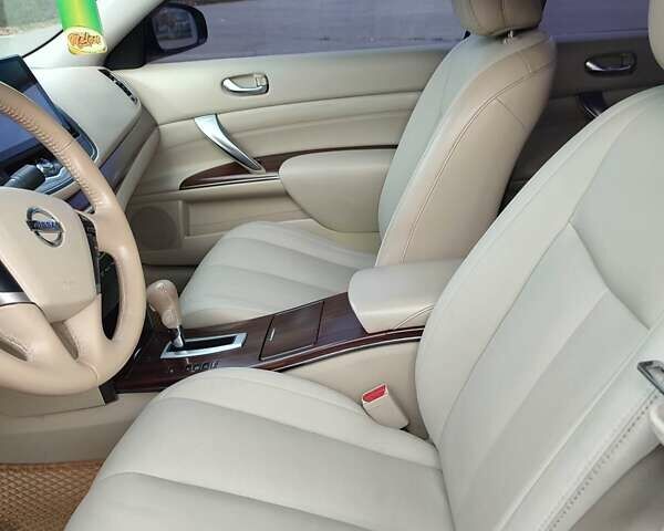 Черный Ниссан Теана, объемом двигателя 2.5 л и пробегом 270 тыс. км за 7300 $, фото 9 на Automoto.ua