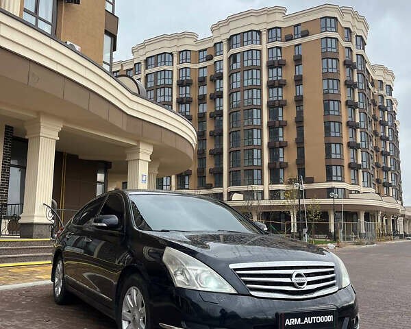 Черный Ниссан Теана, объемом двигателя 2.5 л и пробегом 265 тыс. км за 5990 $, фото 7 на Automoto.ua