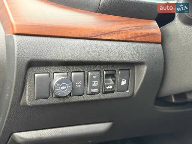 Черный Ниссан Теана, объемом двигателя 2.5 л и пробегом 197 тыс. км за 6999 $, фото 17 на Automoto.ua