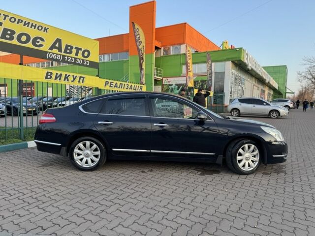 Чорний Ніссан Теана, об'ємом двигуна 3.5 л та пробігом 226 тис. км за 9350 $, фото 7 на Automoto.ua
