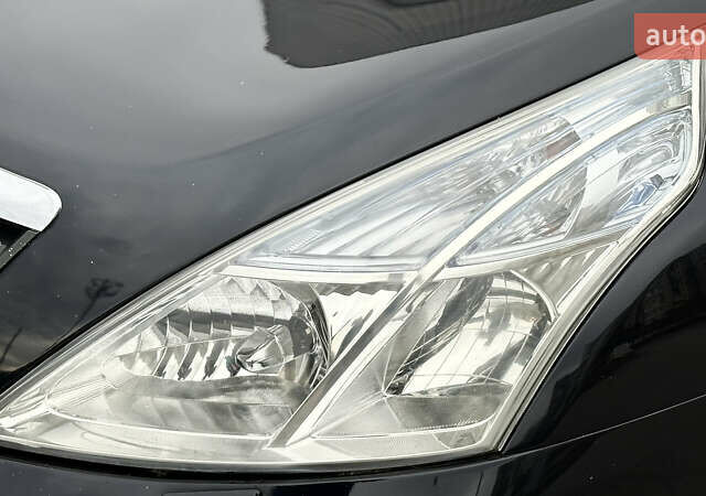 Чорний Ніссан Теана, об'ємом двигуна 2.5 л та пробігом 187 тис. км за 9500 $, фото 10 на Automoto.ua